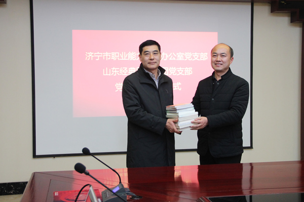 1480730363942967.jpg IMG_6212.JPG